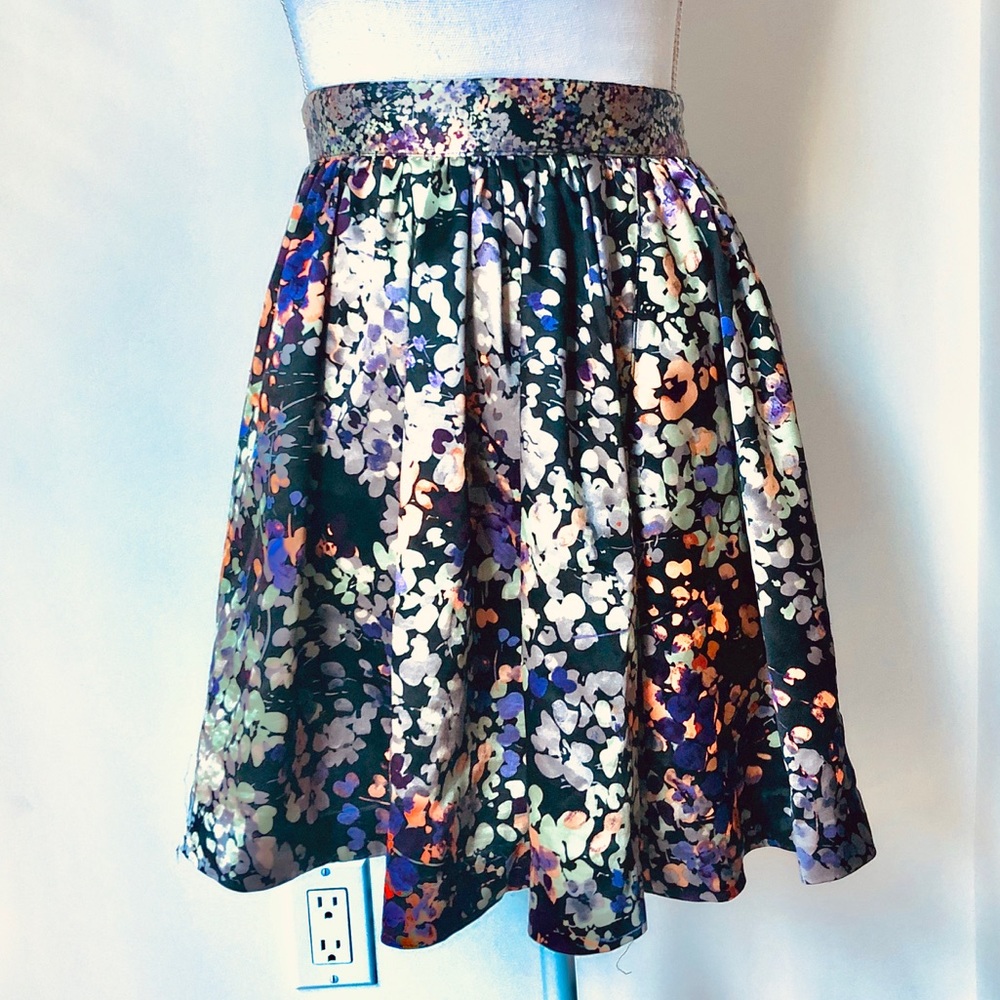 Flower Shiny H&M Skirt